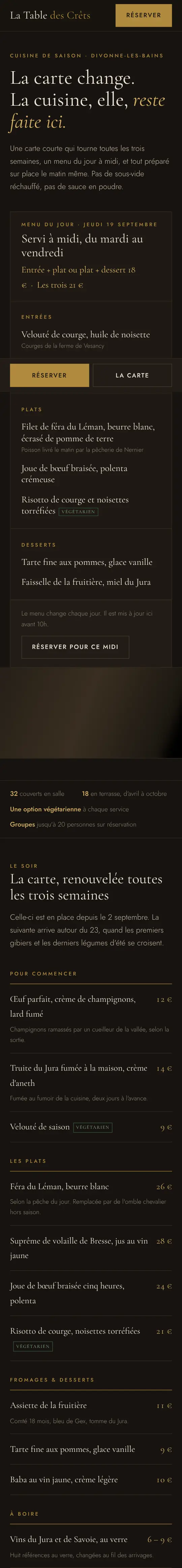 Page d'accueil du site de démonstration La Table des Crêts, affichée sur un téléphone
